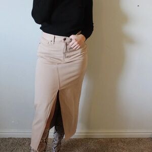 Elegant Tan Women's Skirt